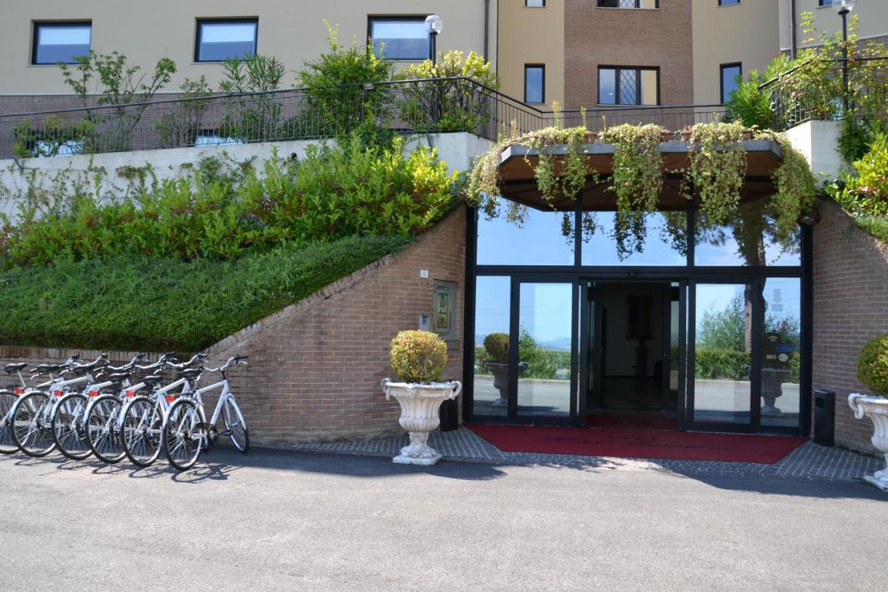 Hotel Mamiani & Relaxing Spa Ουρμπίνο Εξωτερικό φωτογραφία